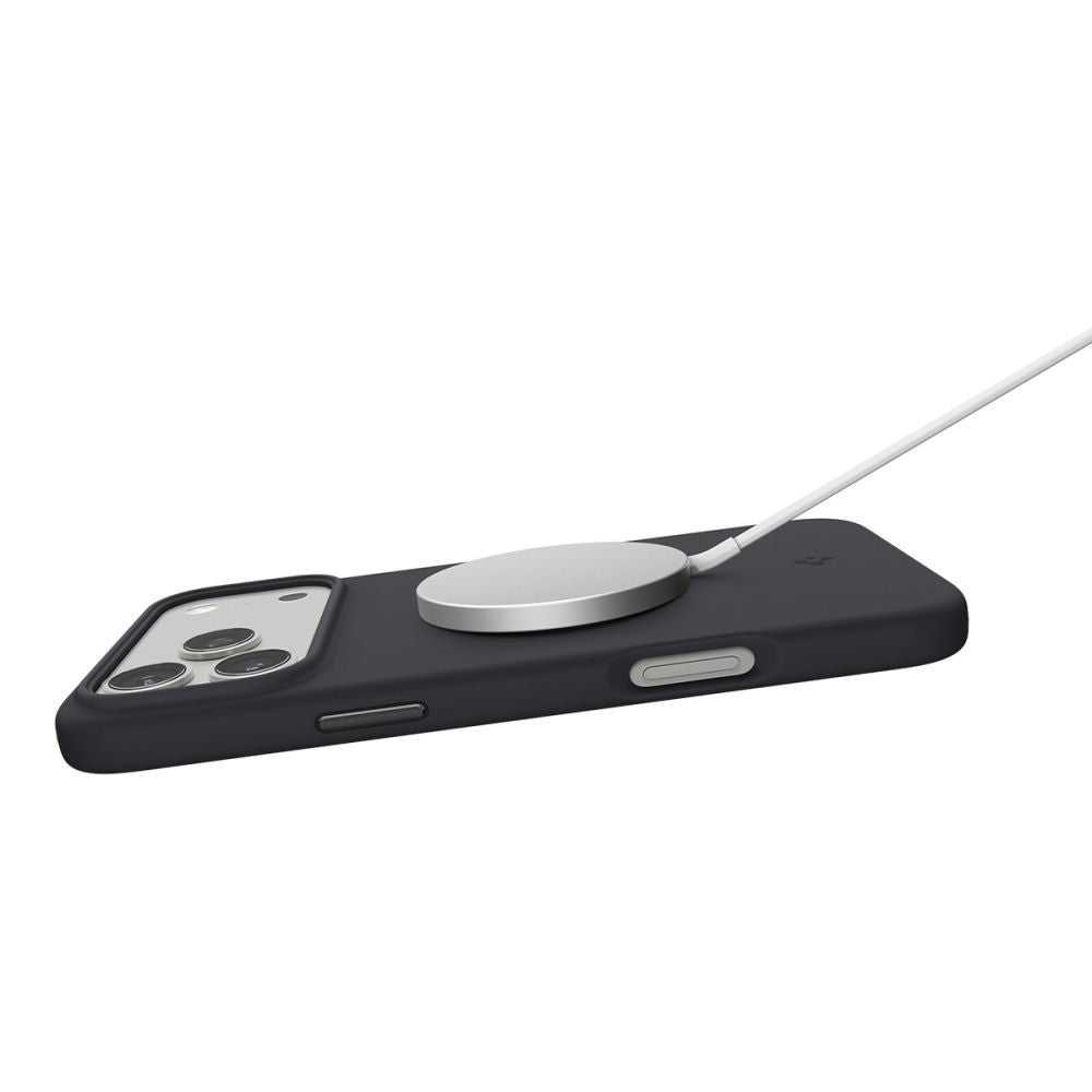 Калъф Spigen Silicone Fit - MagSafe - iPhone 17 Pro - Черен